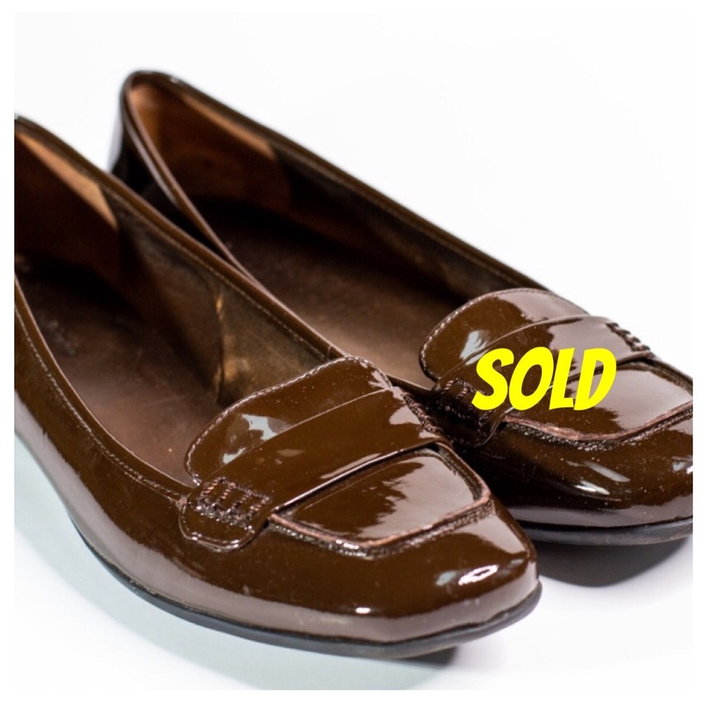 Kelly & Kate Brown Patent Leather Loafer